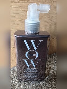 Color Wow Dream Coat Moisturizing Spray - Brand NEW